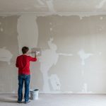 Можно ли наносить штукатурку на полиуретановую основу?