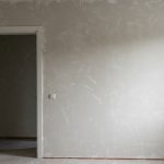Какие краски лучше использовать для окраски штукатурки?